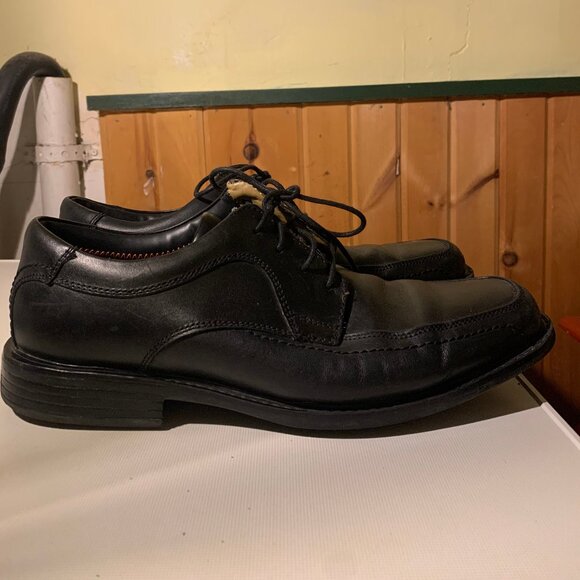 Mens 9.5 Dockers Leather Shoes - Picture 3 of 6
